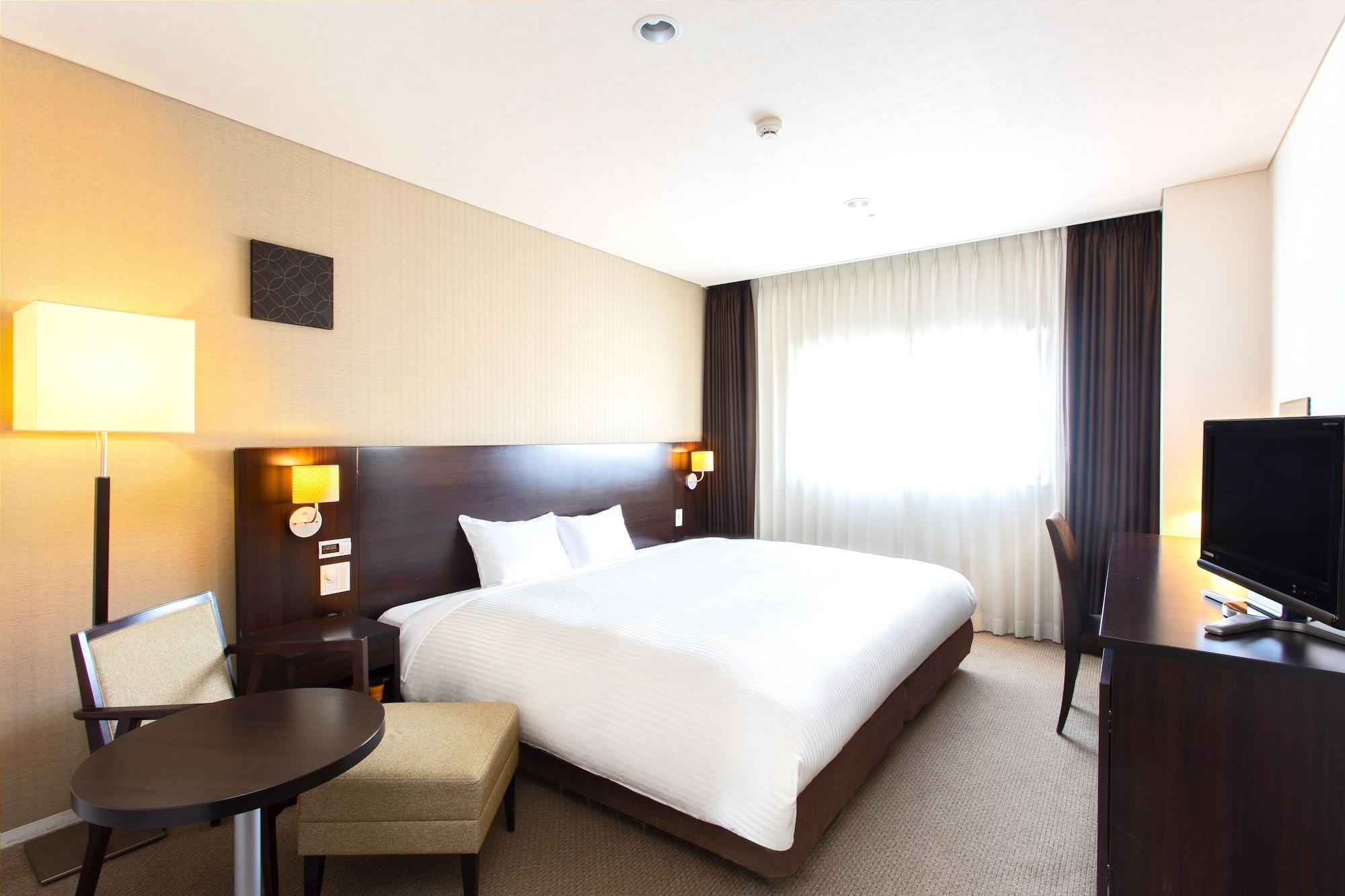 Art Hotel Hirosaki City Exterior photo
