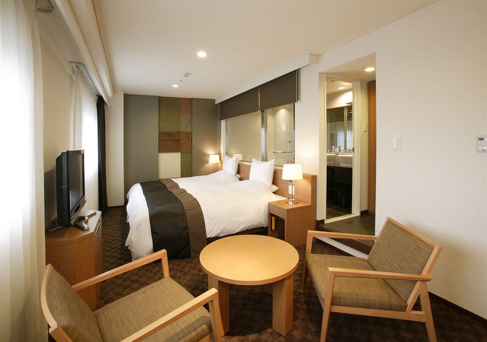 Art Hotel Hirosaki City Exterior photo